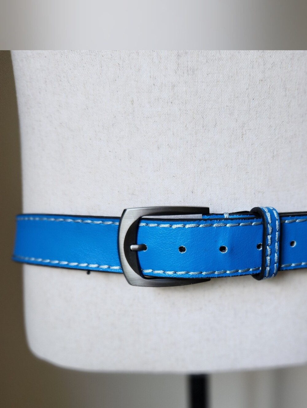 GK Genuine Leather Belt Mens 40 Turquoise Electric Blue Gunmetal Buckle Golf